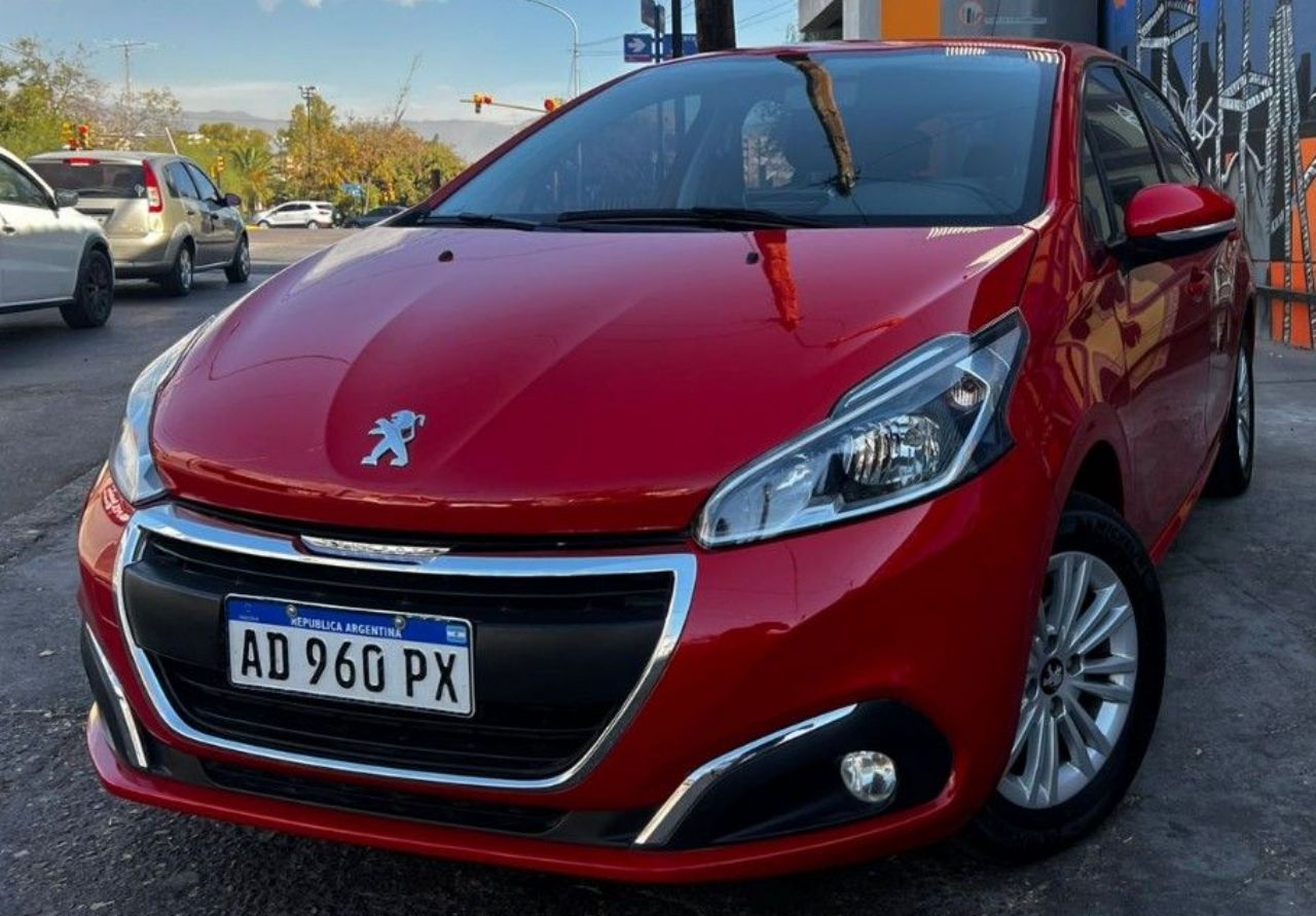 Peugeot 208 Usado Financiado en Mendoza, deRuedas