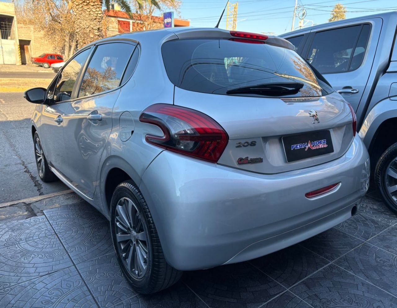 Peugeot 208 Usado en Mendoza, deRuedas