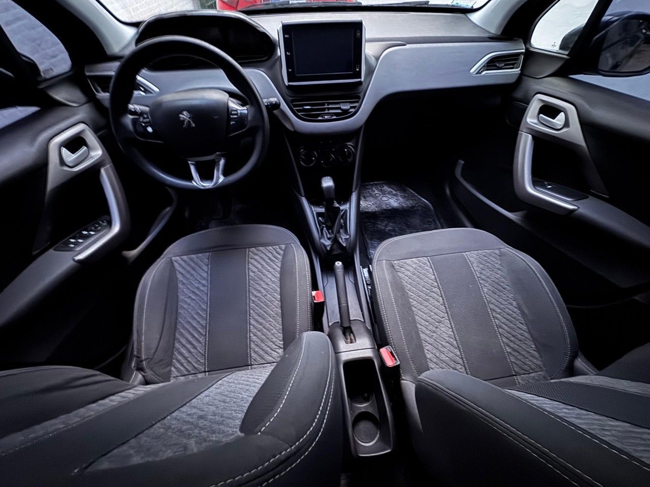 Peugeot 208 Usado Financiado en Mendoza, deRuedas
