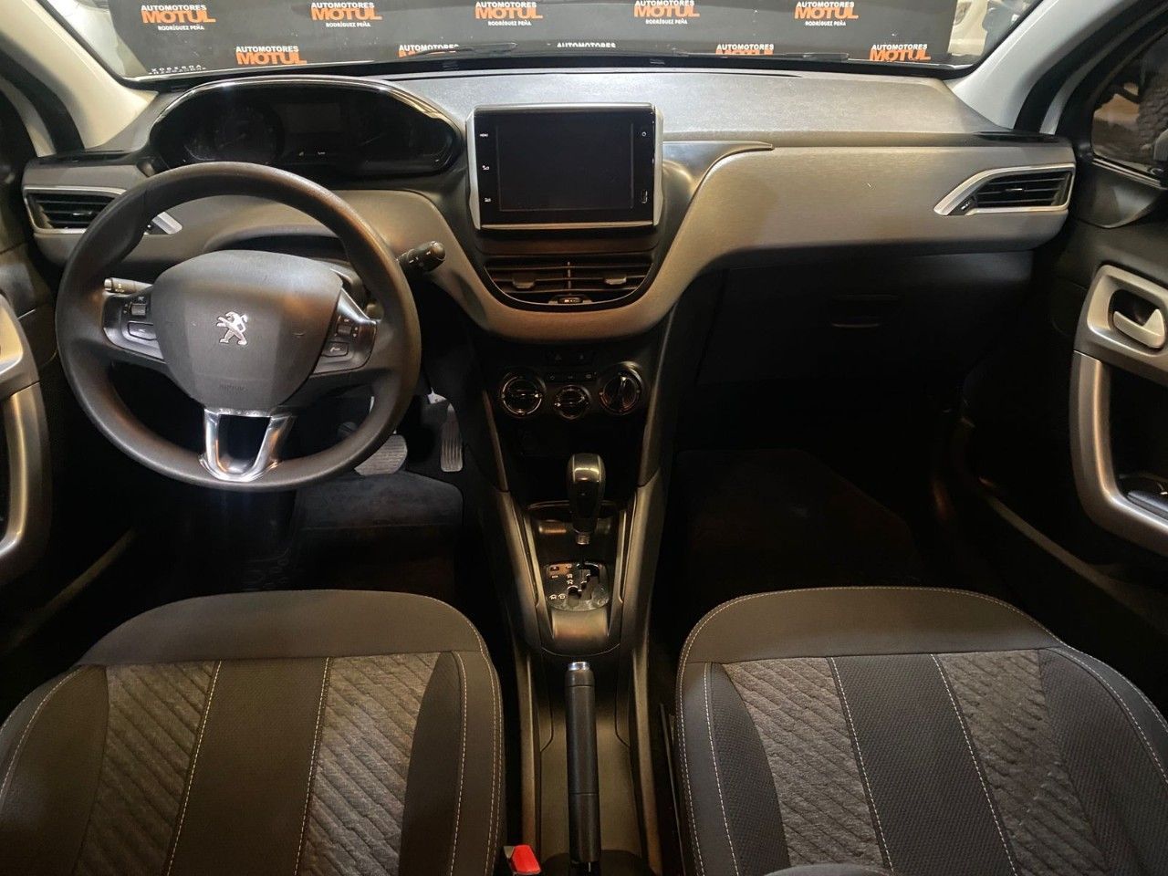 Peugeot 208 Usado en Mendoza, deRuedas