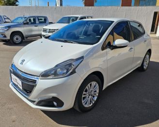 Peugeot 208 Usado en Mendoza Financiado