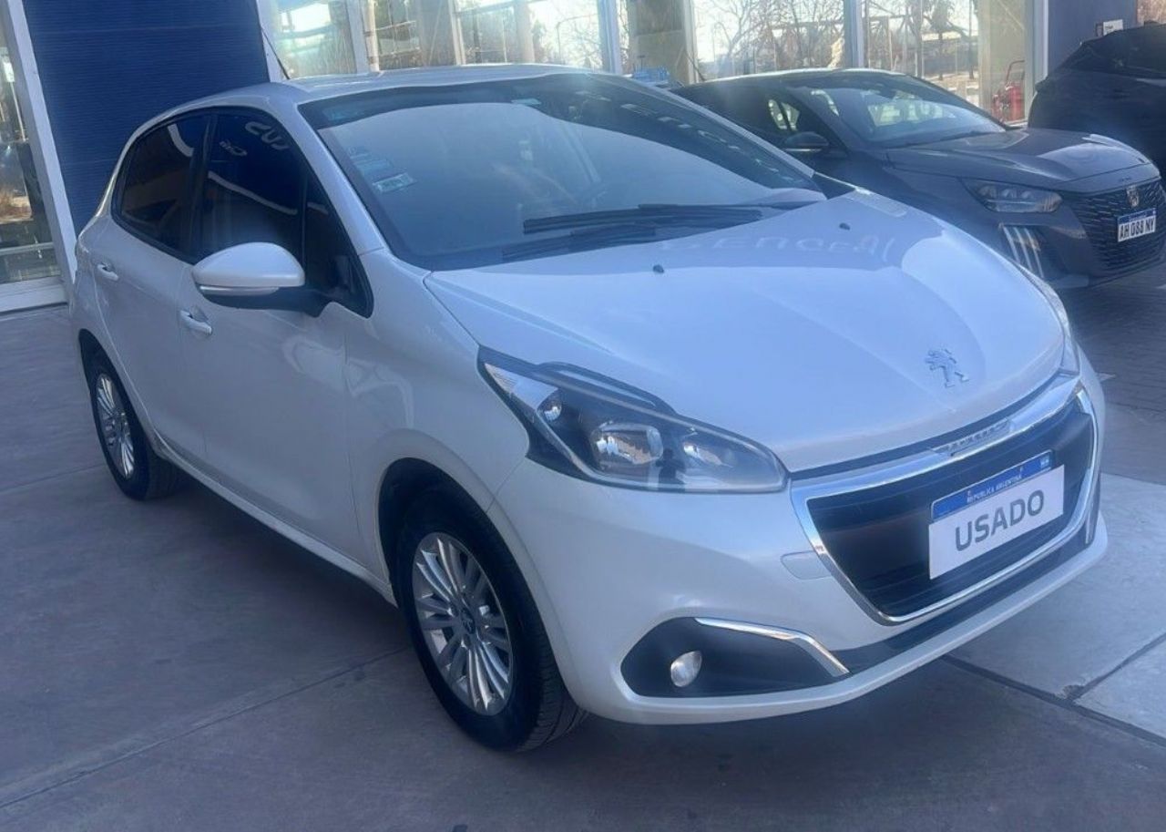Peugeot 208 Usado en Mendoza, deRuedas
