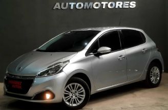 Peugeot 208 Usado en Córdoba Financiado