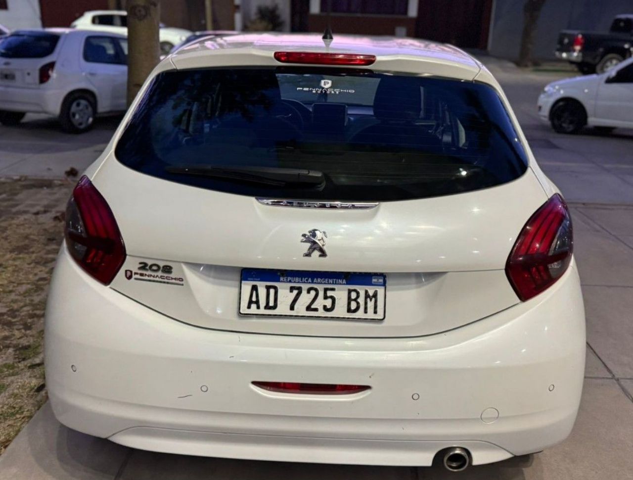 Peugeot 208 Usado en Mendoza, deRuedas