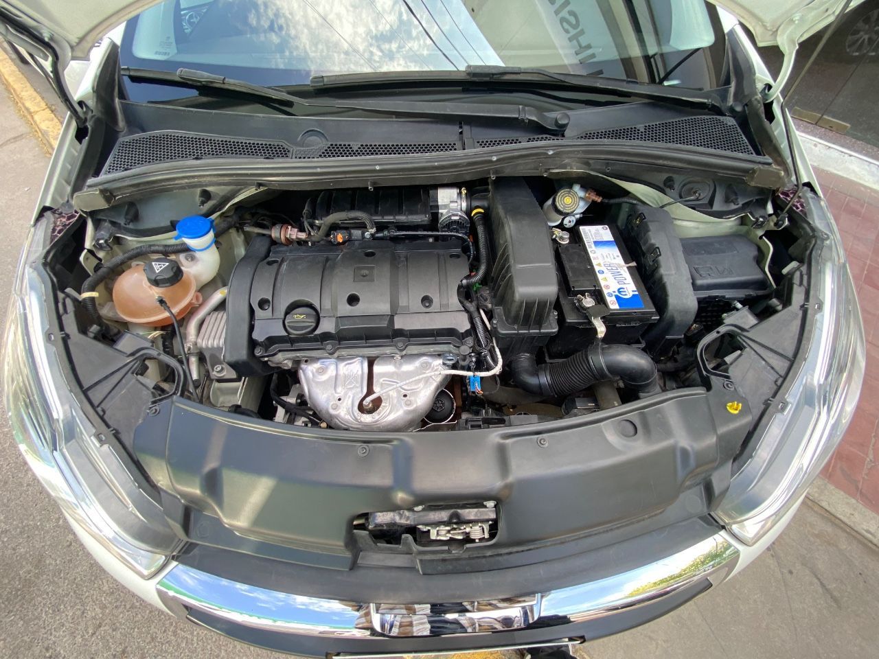 Peugeot 208 Usado Financiado en Mendoza, deRuedas