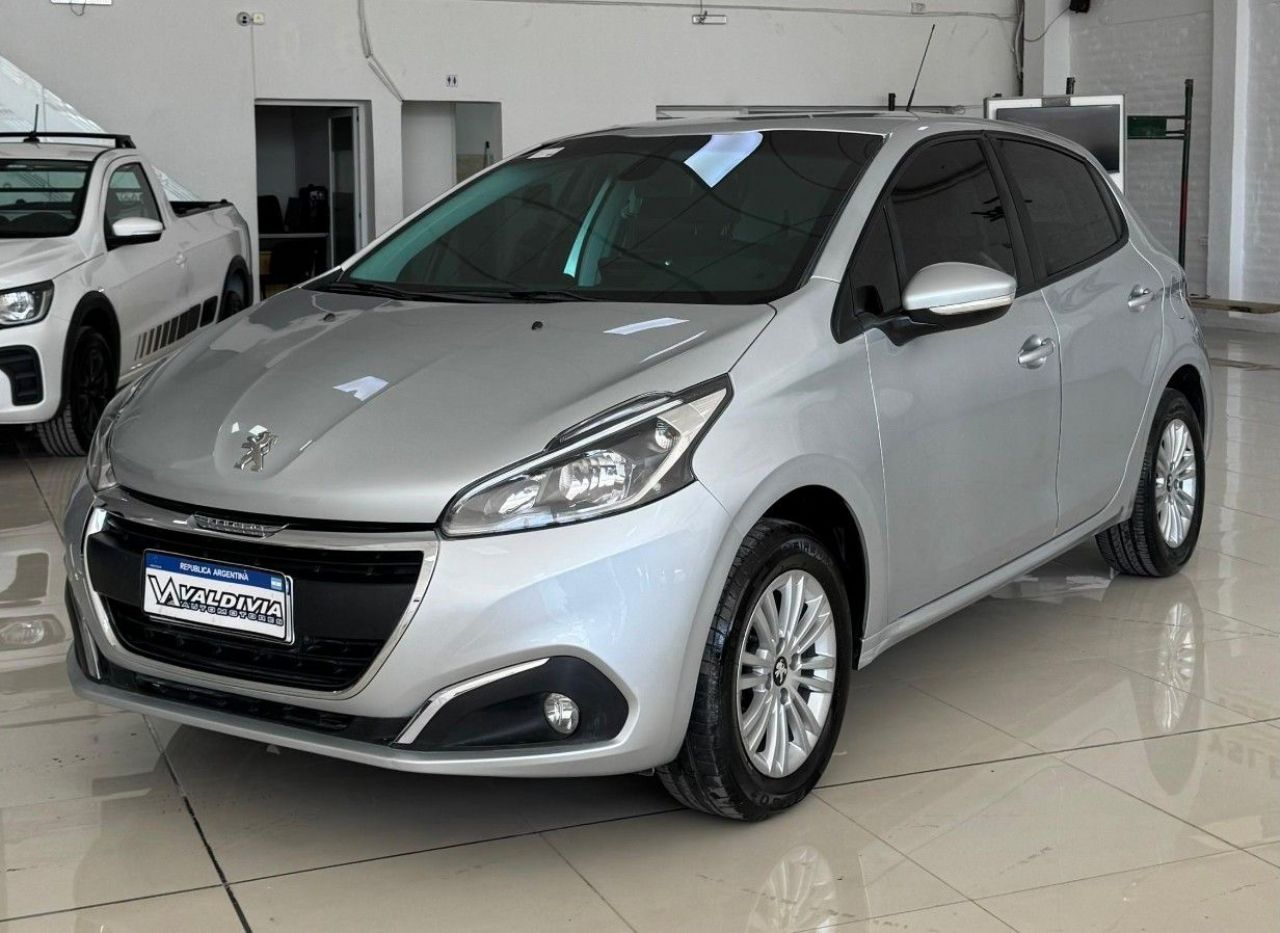 Peugeot 208 Usado Financiado en San Juan, deRuedas