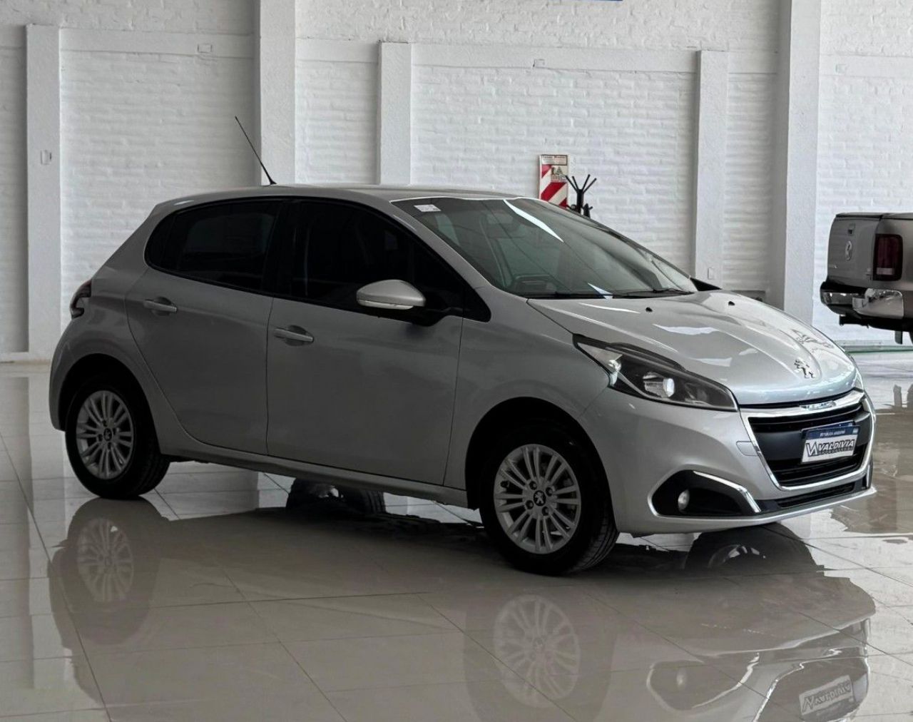 Peugeot 208 Usado Financiado en San Juan, deRuedas