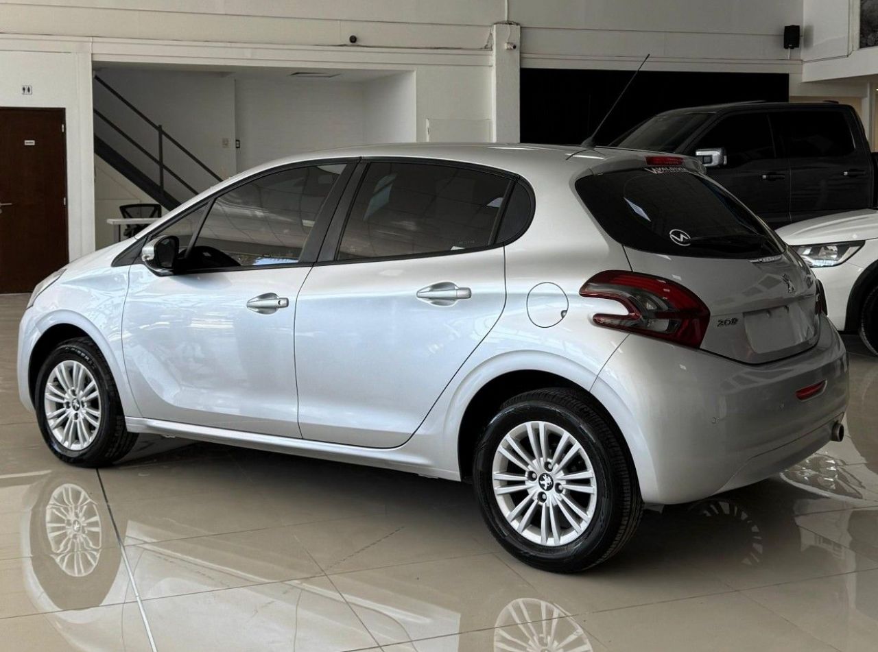 Peugeot 208 Usado Financiado en San Juan, deRuedas