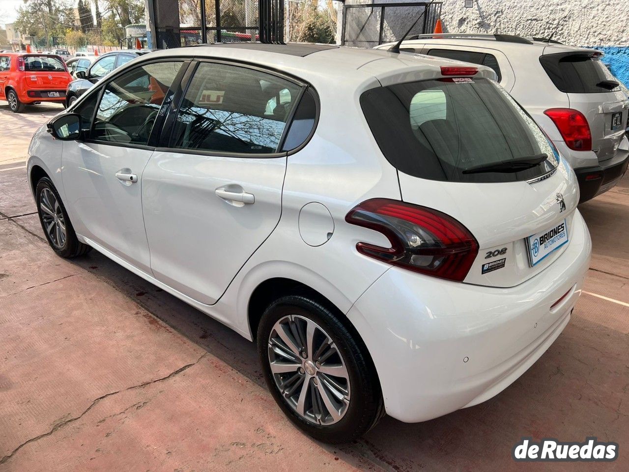 Peugeot 208 Usado en Mendoza, deRuedas