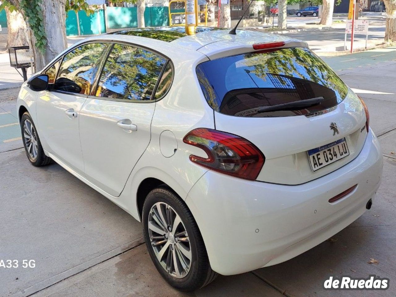 Peugeot 208 Usado en Mendoza, deRuedas