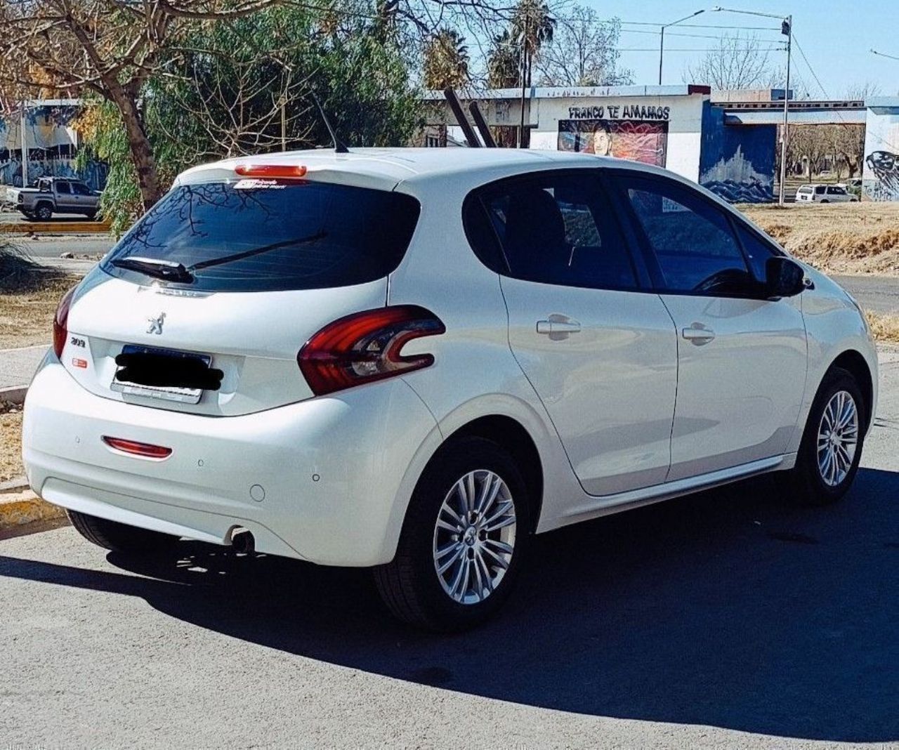 Peugeot 208 Usado en Mendoza, deRuedas