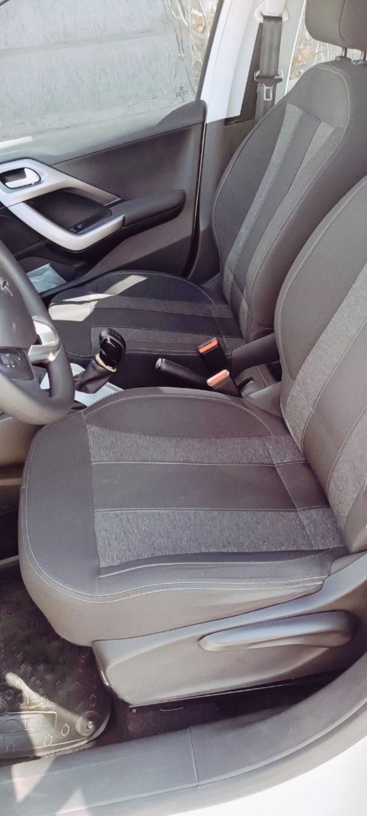 Peugeot 208 Usado en Mendoza, deRuedas