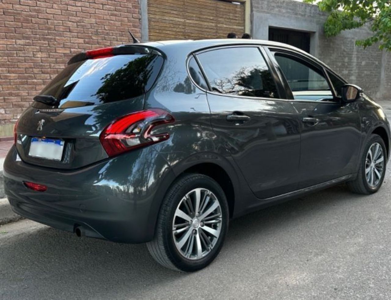 Peugeot 208 Usado en Mendoza, deRuedas