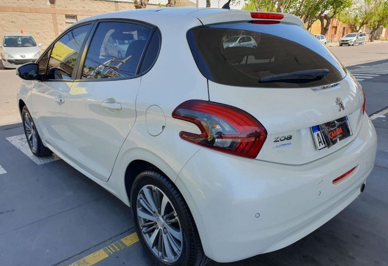 Peugeot 208 Usado en Mendoza, deRuedas