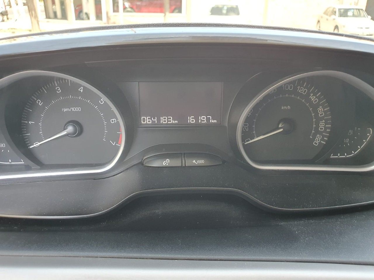 Peugeot 208 Usado en Mendoza, deRuedas