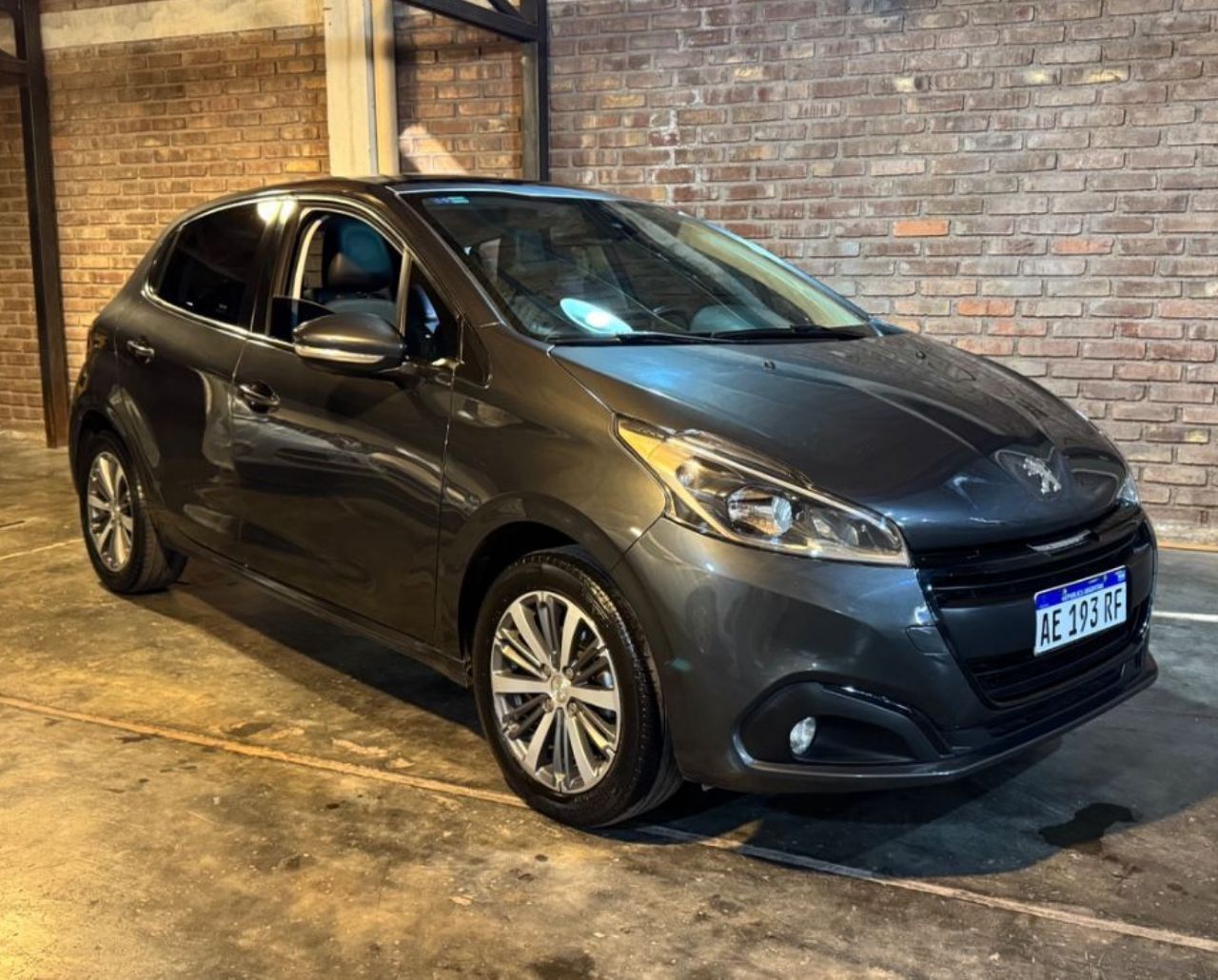Peugeot 208 Usado en Mendoza, deRuedas