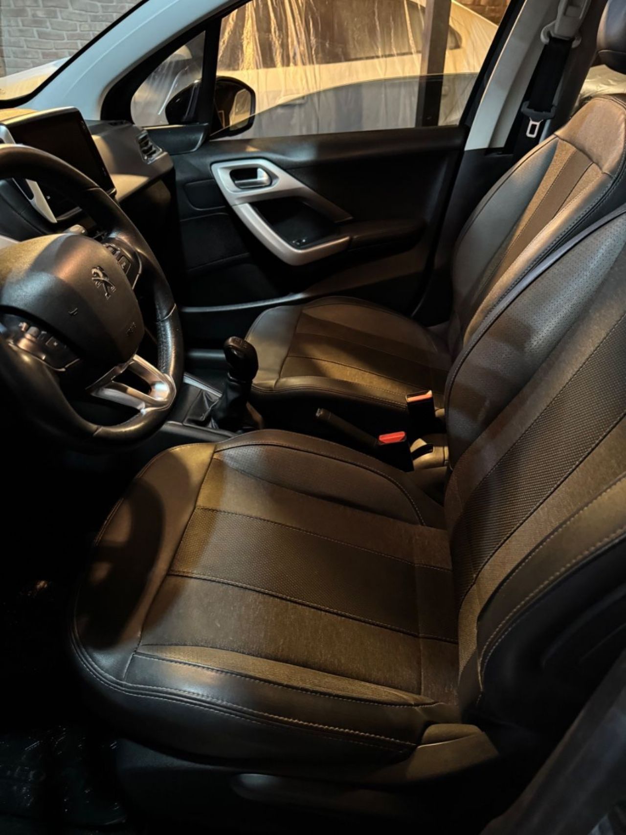 Peugeot 208 Usado en Mendoza, deRuedas