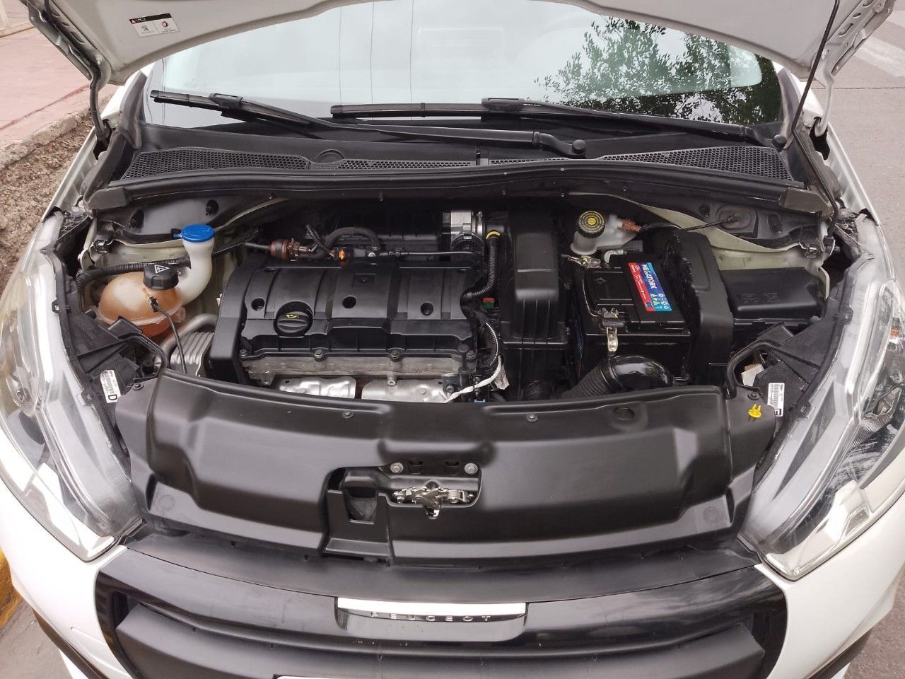 Peugeot 208 Usado en Mendoza, deRuedas