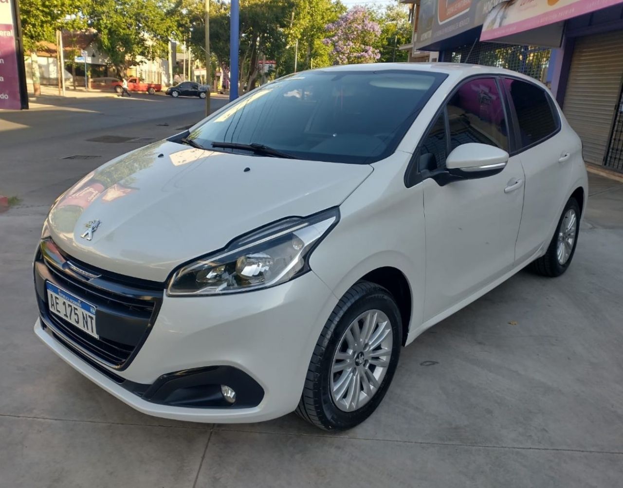 Peugeot 208 Usado en Mendoza, deRuedas