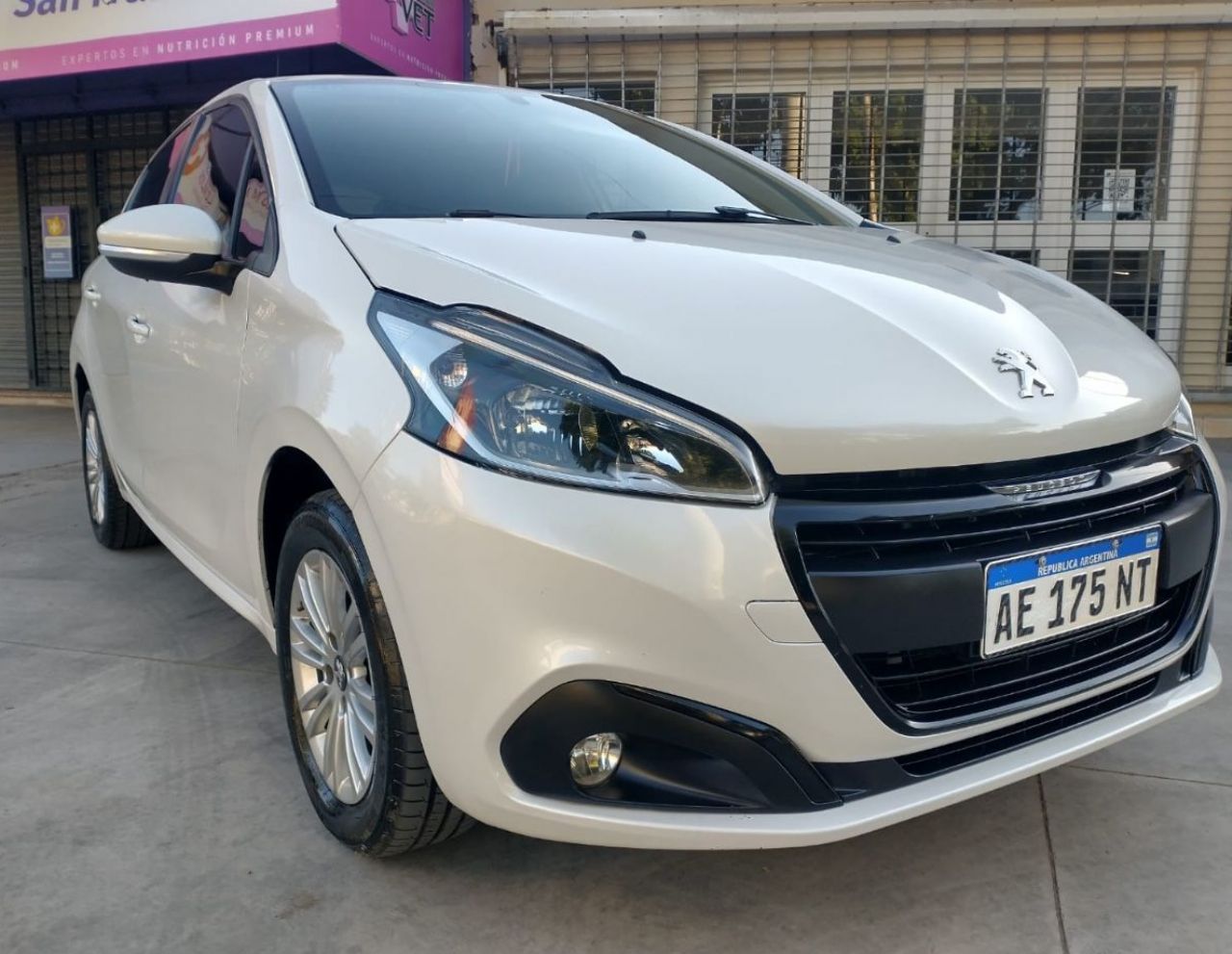Peugeot 208 Usado en Mendoza, deRuedas