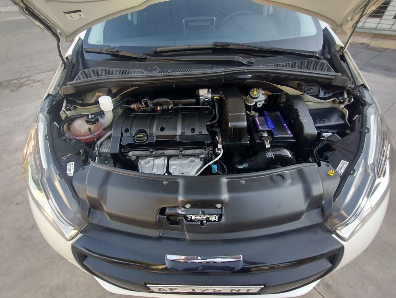 Peugeot 208 Usado en Mendoza, deRuedas