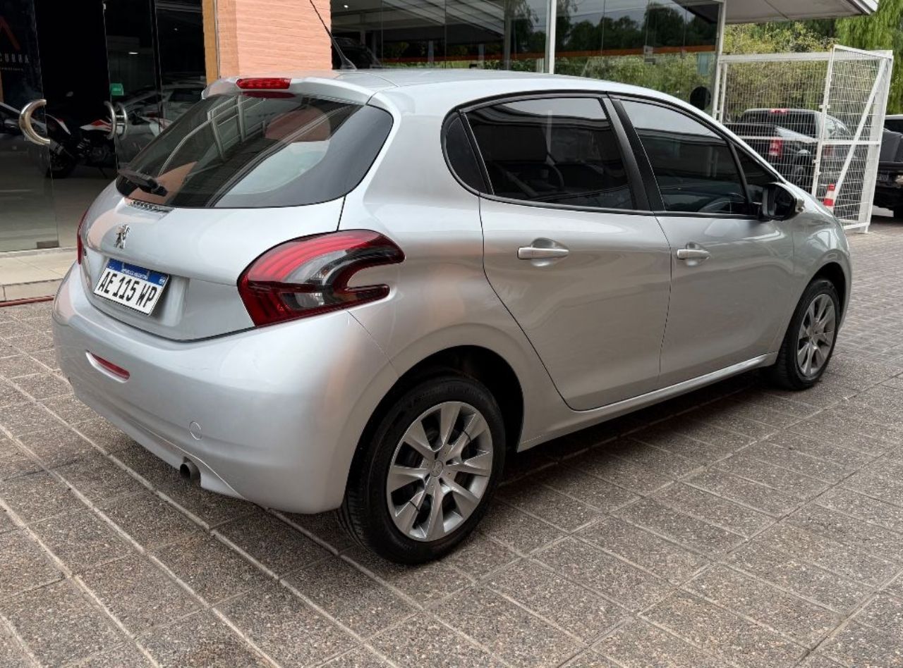 Peugeot 208 Usado Financiado en Mendoza, deRuedas