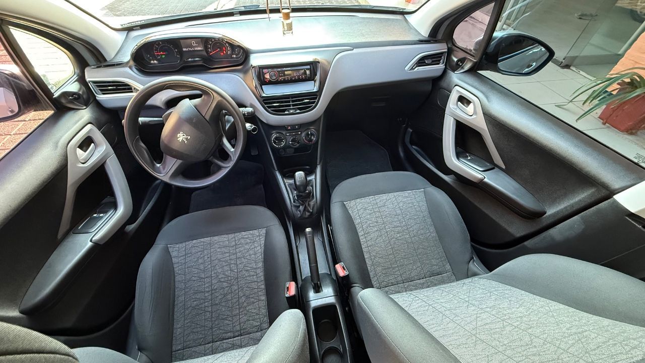 Peugeot 208 Usado Financiado en Mendoza, deRuedas