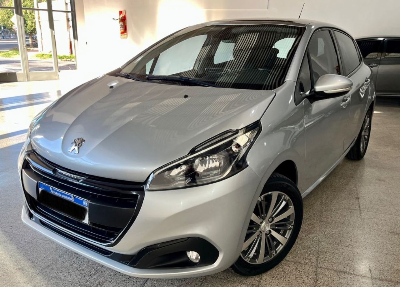 Peugeot 208 Usado Financiado en Córdoba, deRuedas