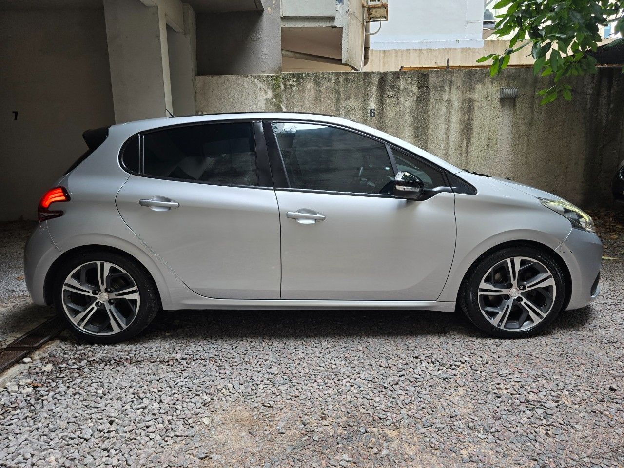 Peugeot 208 Usado en Buenos Aires, deRuedas