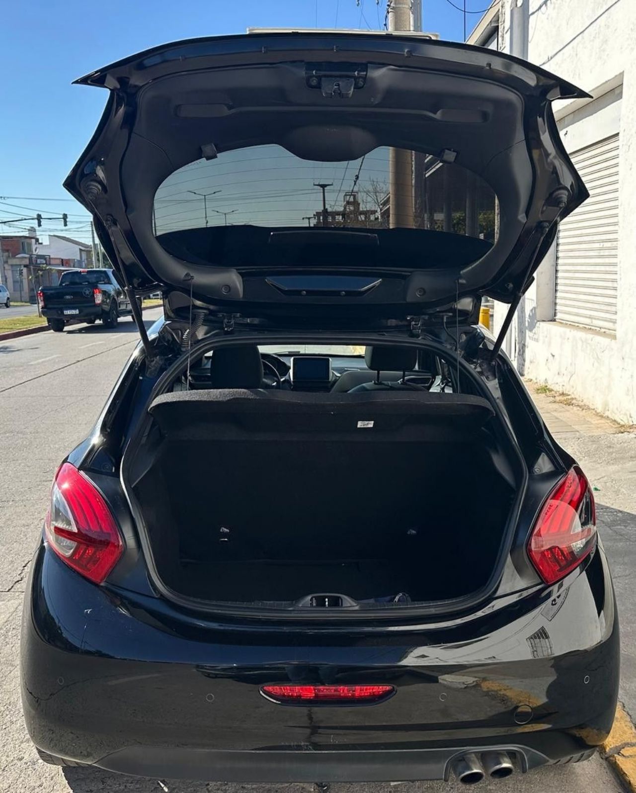 Peugeot 208 Usado en Córdoba, deRuedas