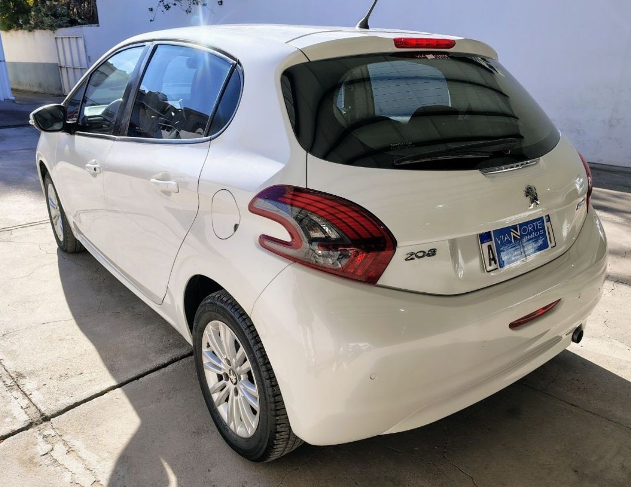 Peugeot 208 Usado Financiado en Mendoza, deRuedas