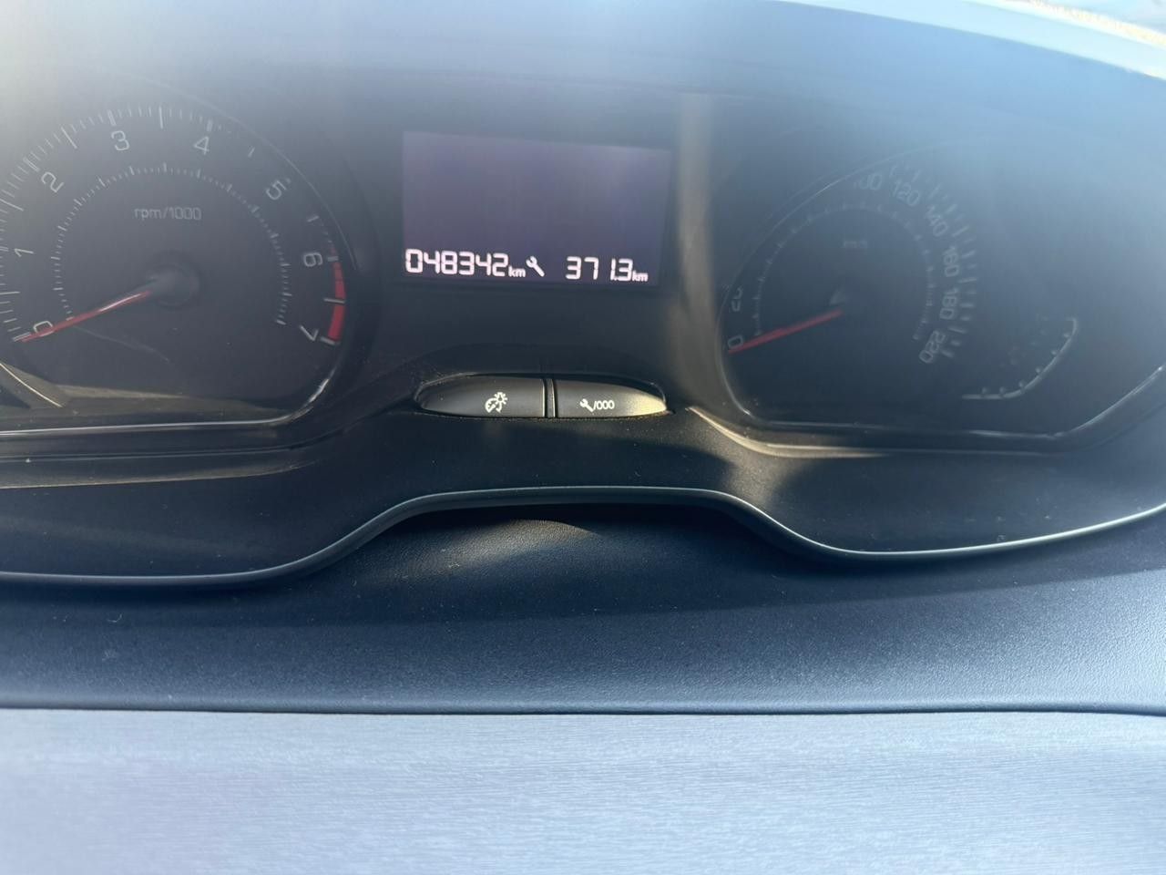 Peugeot 208 Usado en Mendoza, deRuedas