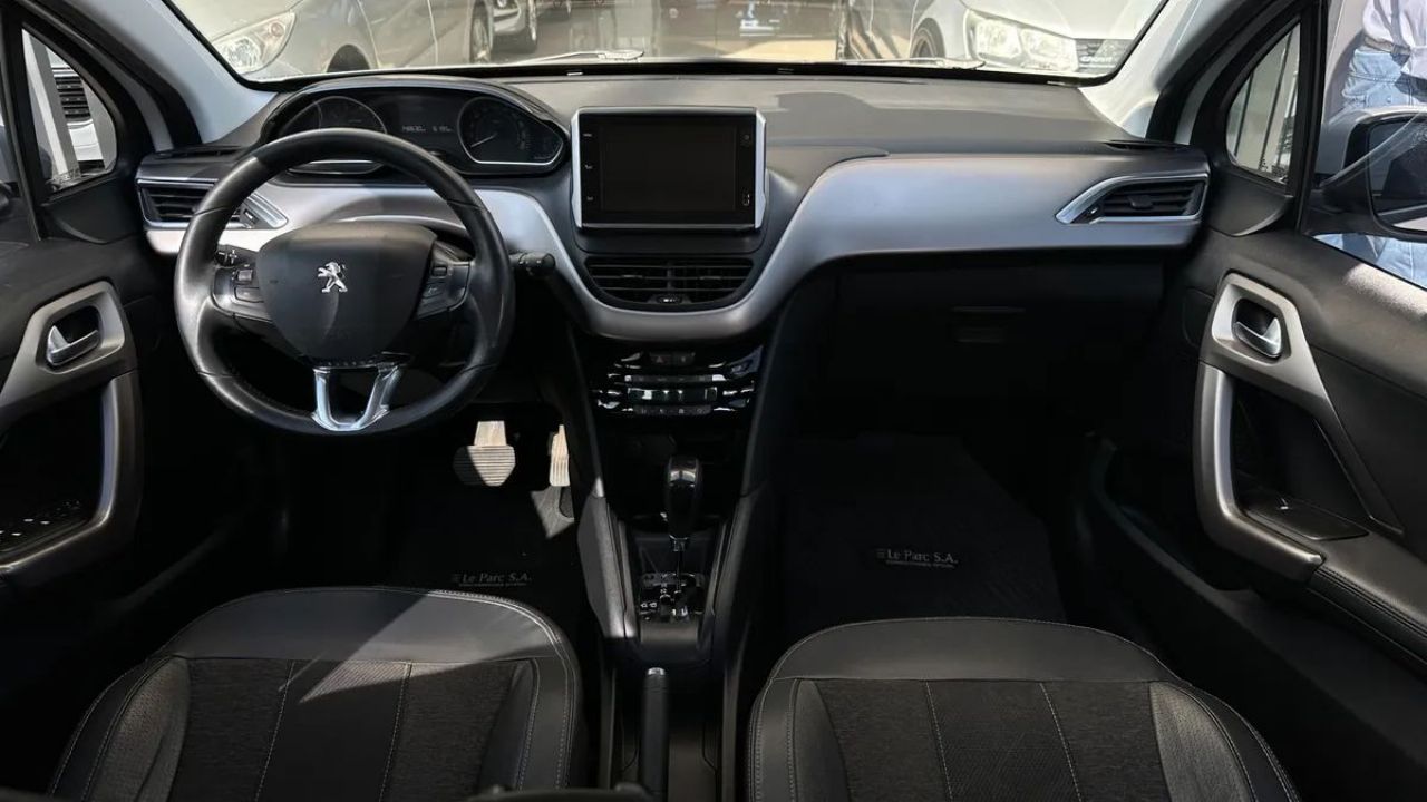 Peugeot 208 Usado Financiado en Córdoba, deRuedas