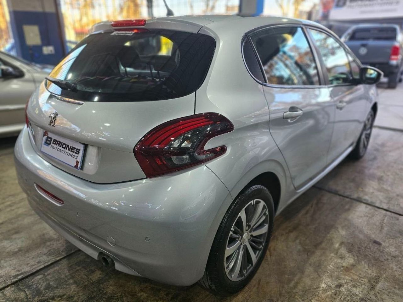 Peugeot 208 Usado en Mendoza, deRuedas