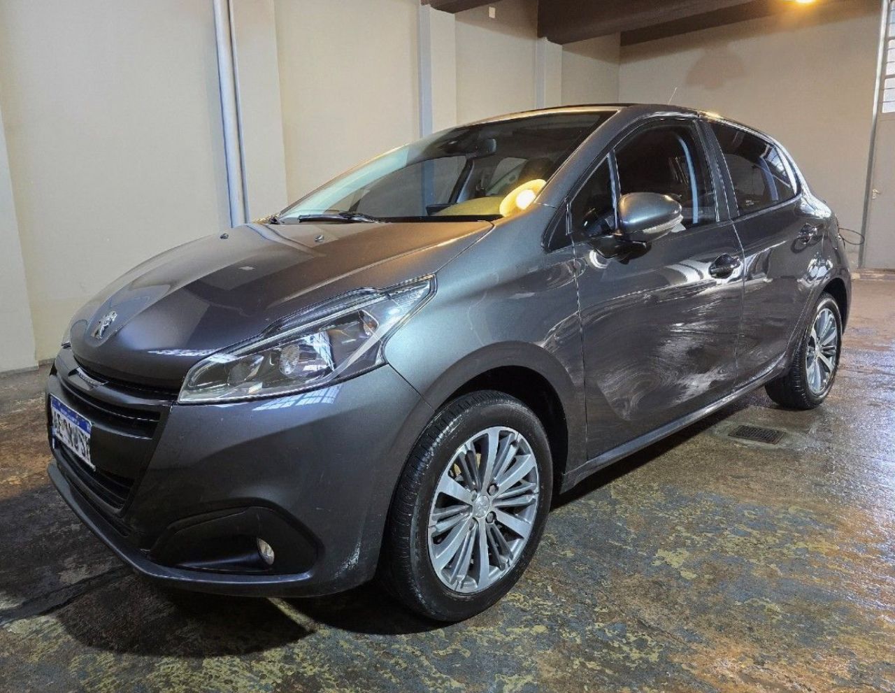 Peugeot 208 Usado Financiado en Mendoza, deRuedas