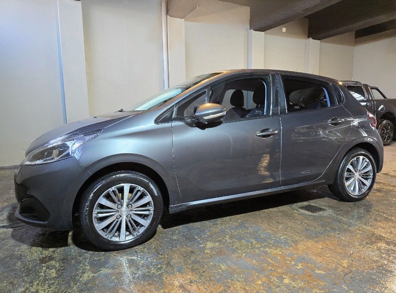 Peugeot 208 Usado Financiado en Mendoza, deRuedas