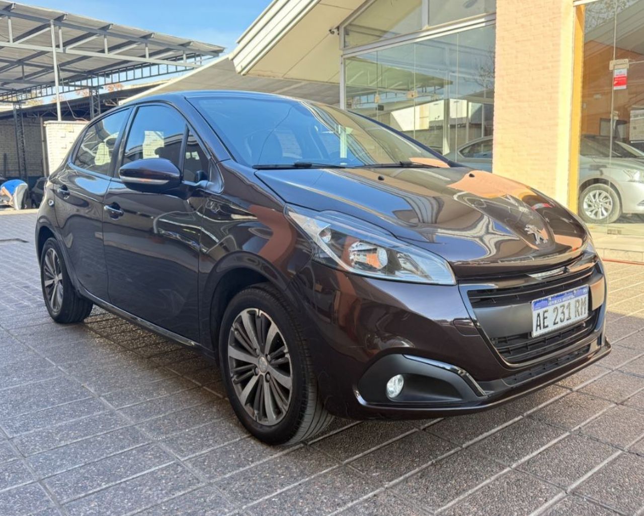 Peugeot 208 Usado Financiado en Mendoza, deRuedas