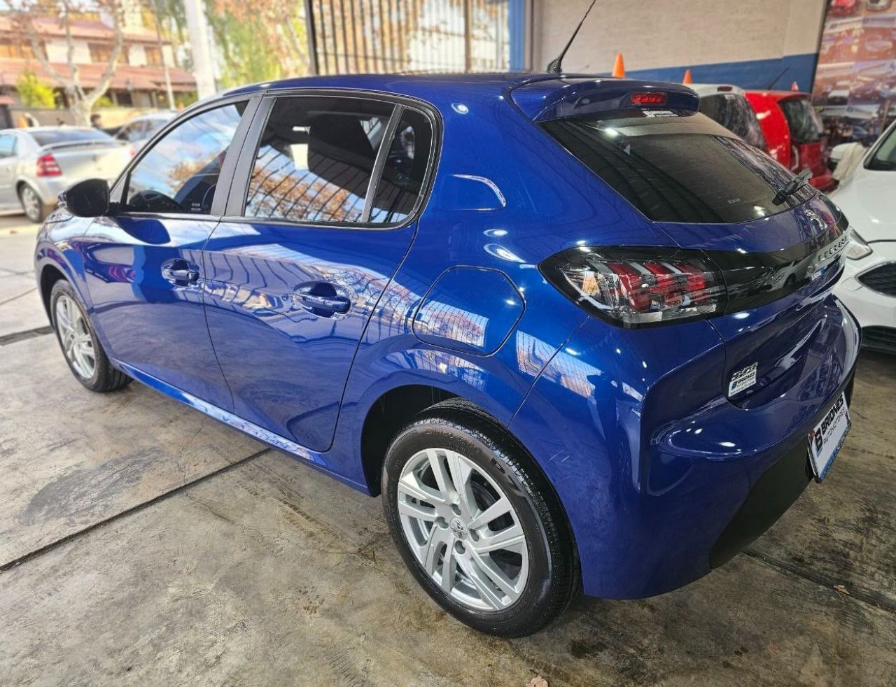 Peugeot 208 Usado en Mendoza, deRuedas