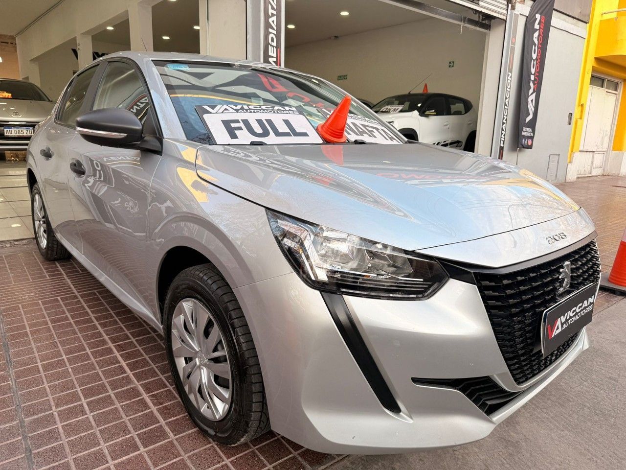 Peugeot 208 Usado Financiado en Mendoza, deRuedas