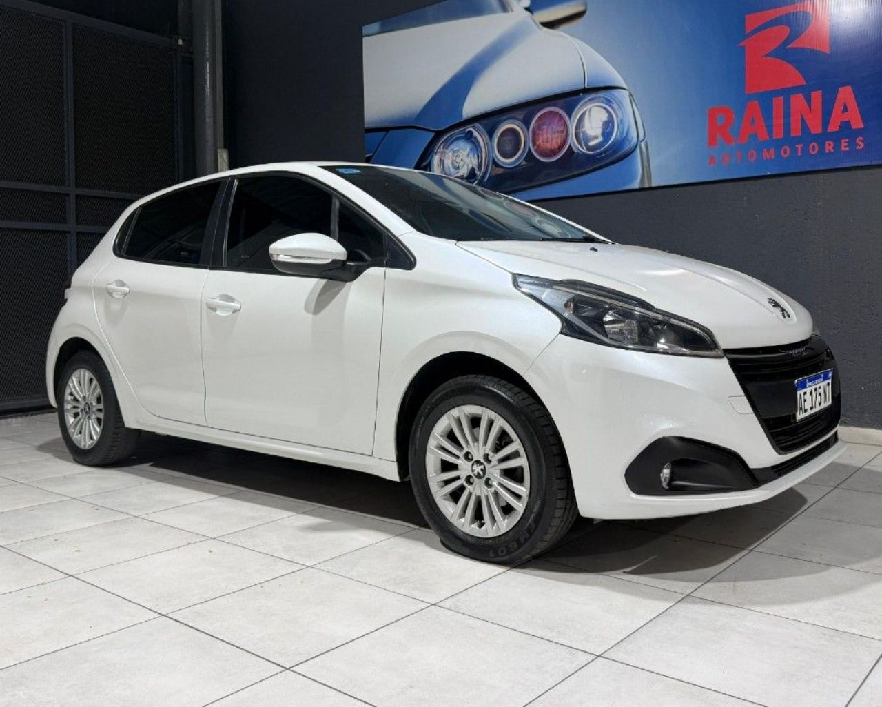 Peugeot 208 Usado Financiado en Mendoza, deRuedas