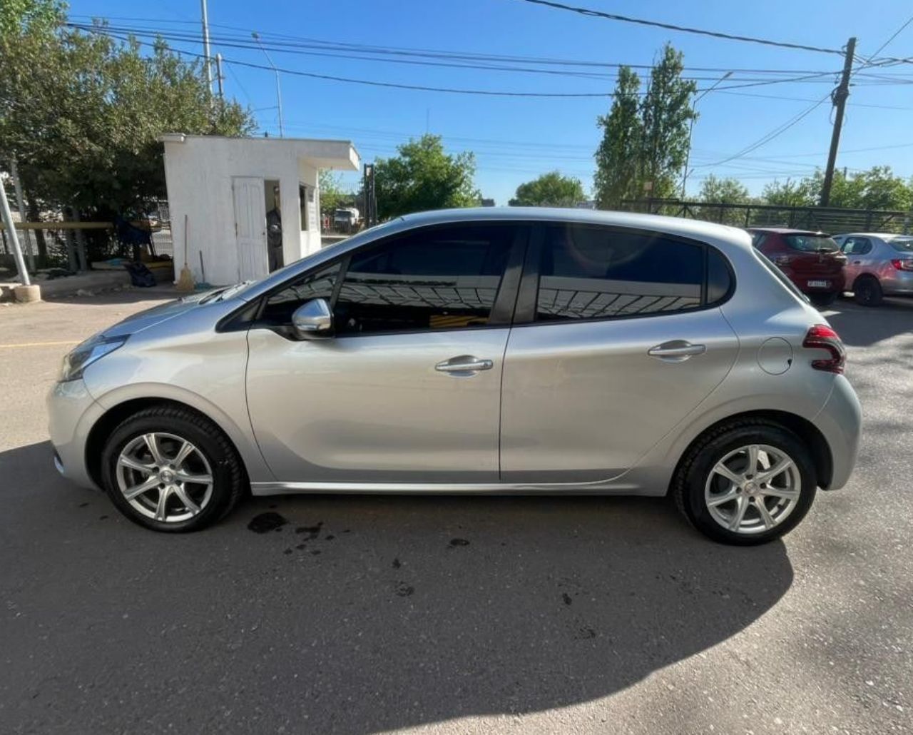 Peugeot 208 Usado en Mendoza, deRuedas