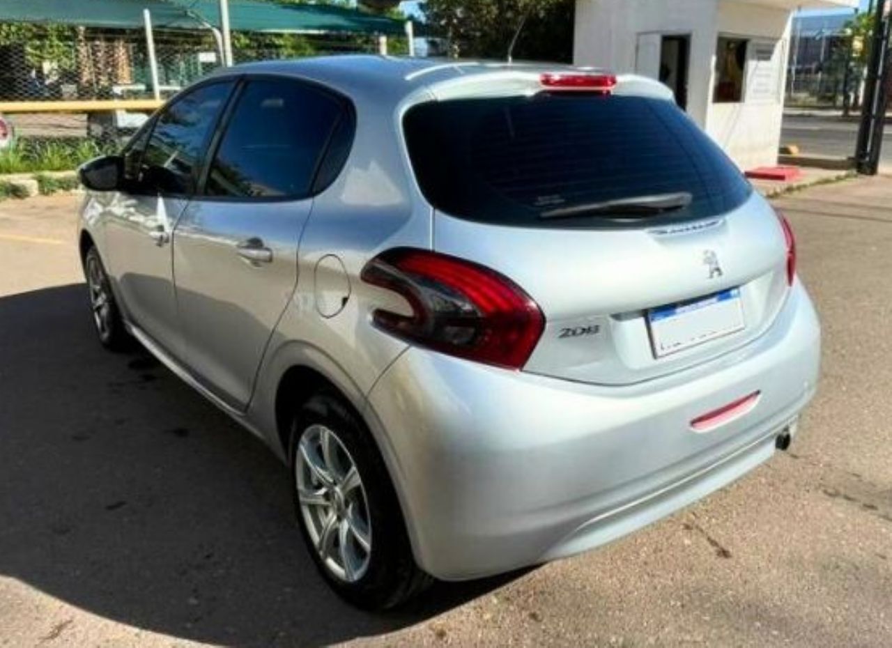 Peugeot 208 Usado en Mendoza, deRuedas