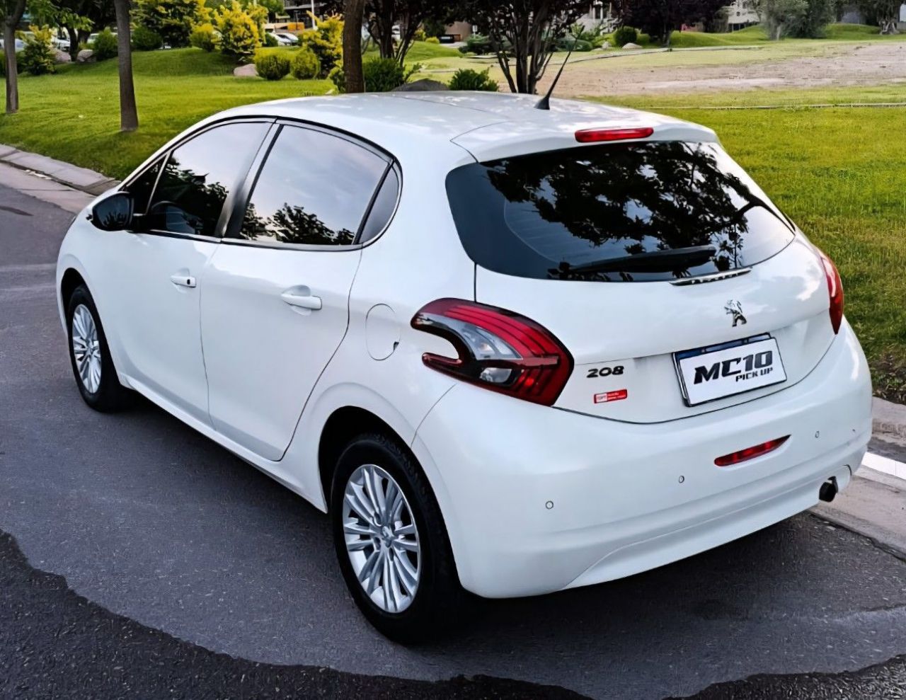 Peugeot 208 Usado Financiado en Mendoza, deRuedas