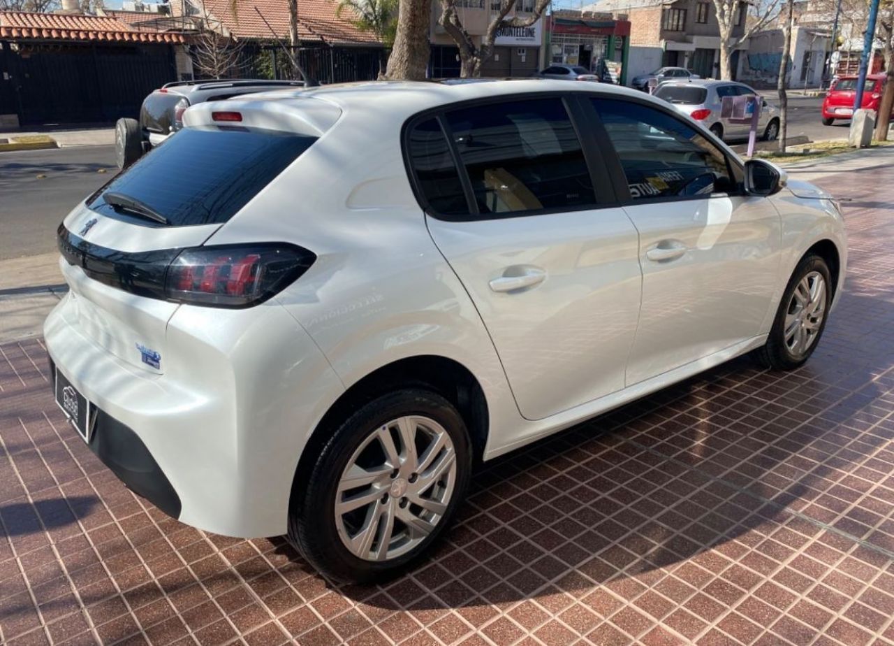 Peugeot 208 Usado Financiado en Mendoza, deRuedas