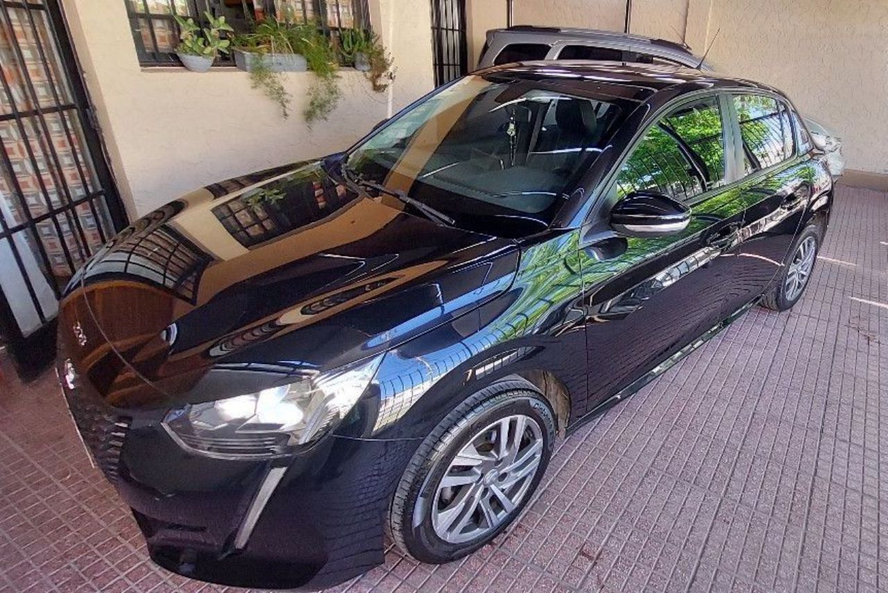 Peugeot 208 Usado en Mendoza, deRuedas