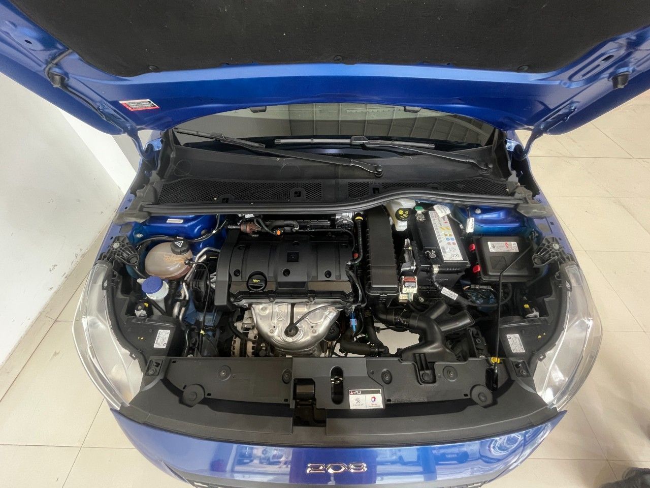Peugeot 208 Usado Financiado en Mendoza, deRuedas