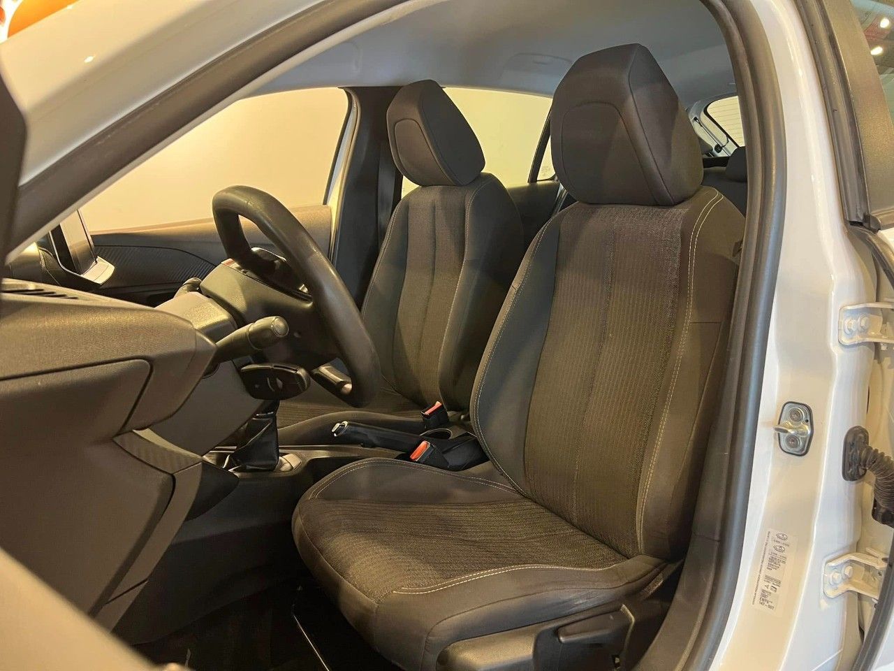 Peugeot 208 Usado Financiado en Córdoba, deRuedas