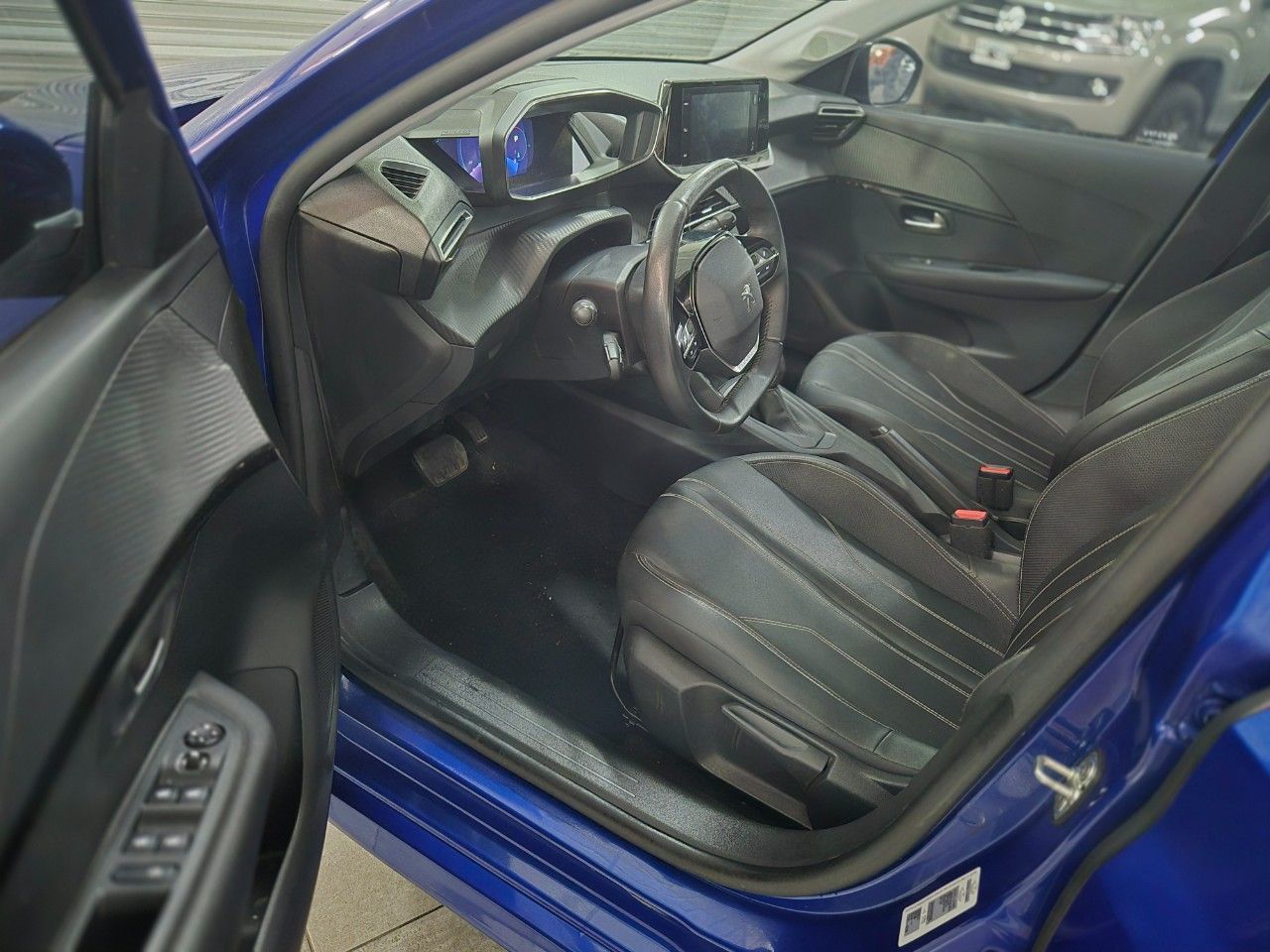 Peugeot 208 Usado Financiado en Mendoza, deRuedas