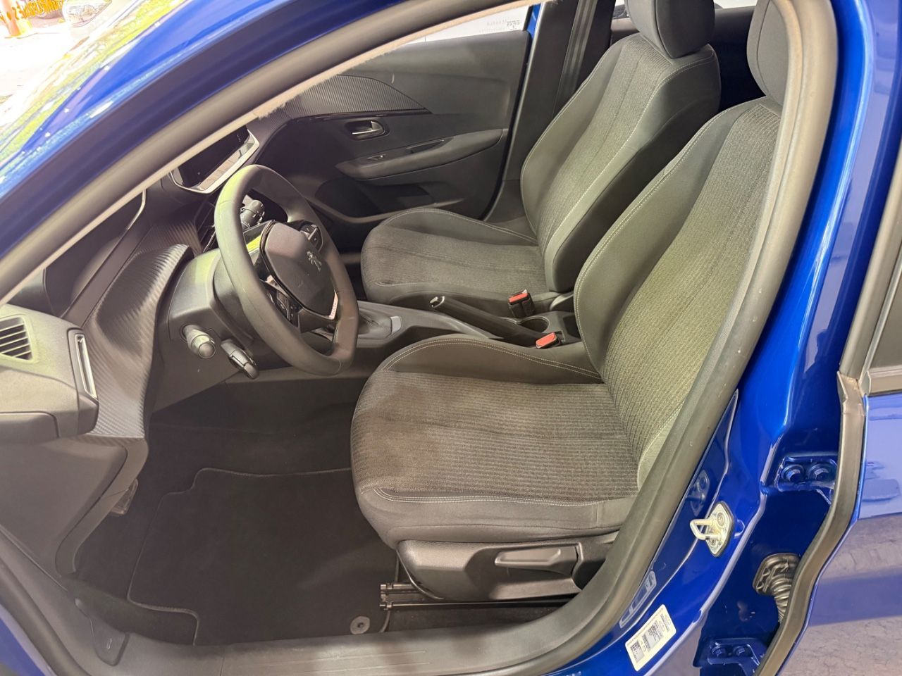 Peugeot 208 Usado Financiado en Mendoza, deRuedas