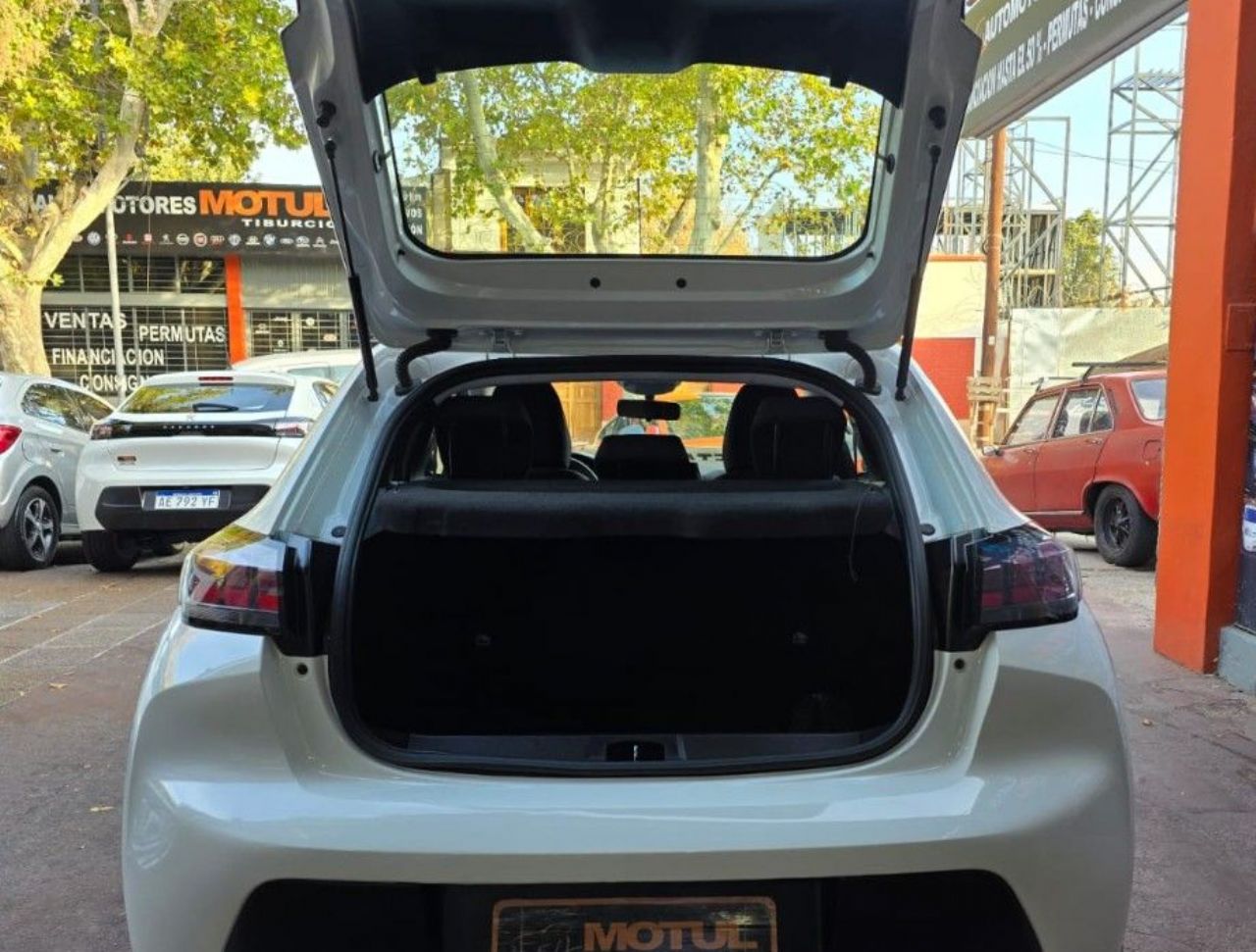 Peugeot 208 Usado en Mendoza, deRuedas